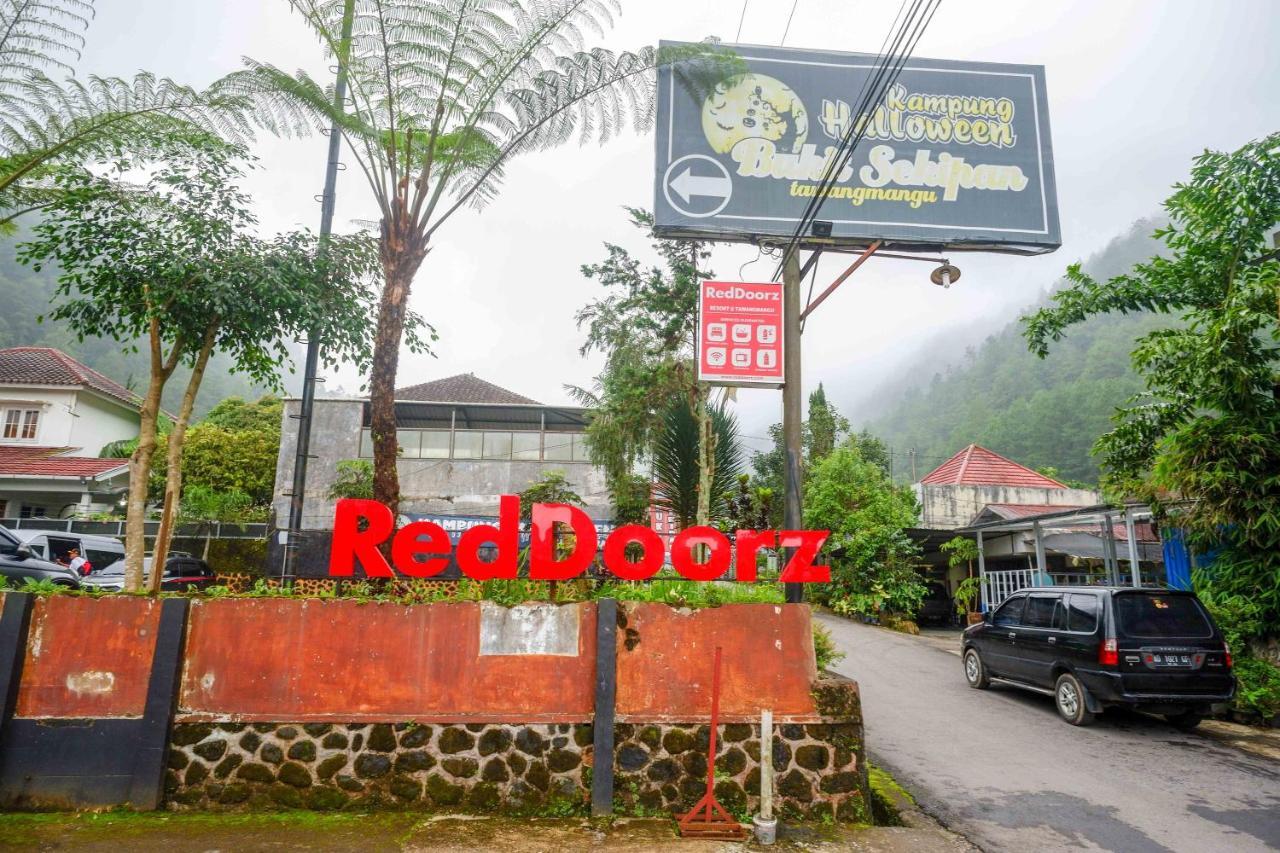 Reddoorz Resort @ Tawangmangu Exterior photo